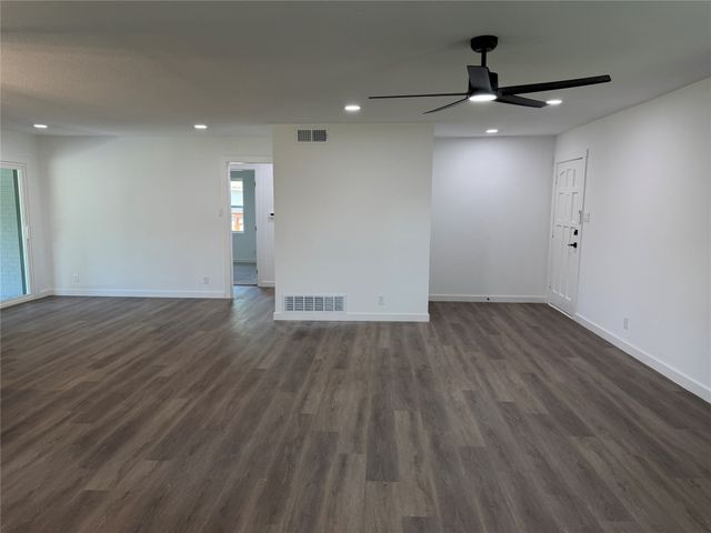 2213 Mockingbird Lane, Garland, TX 75042