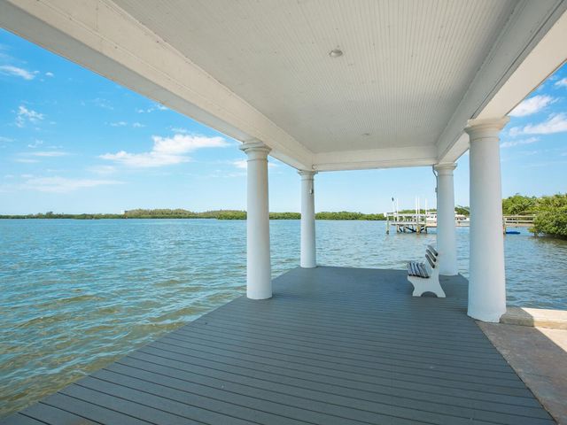 216 OSPREY POINT DRIVE, Osprey, FL 34229