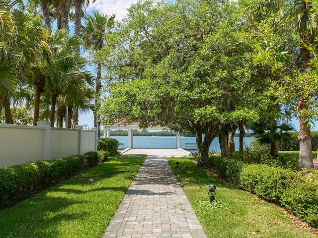 216 OSPREY POINT DRIVE, Osprey, FL 34229