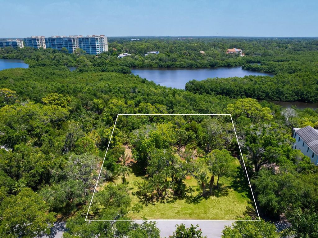 216 OSPREY POINT DRIVE, Osprey, FL 34229