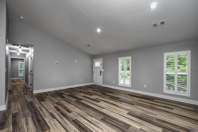 8635 Sparks Road, Little Rock, AR 72210