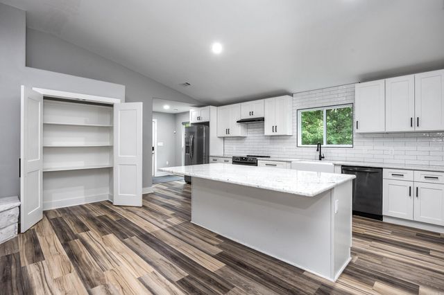 8635 Sparks Road, Little Rock, AR 72210