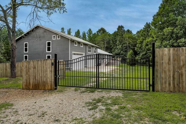 8635 Sparks Road, Little Rock, AR 72210