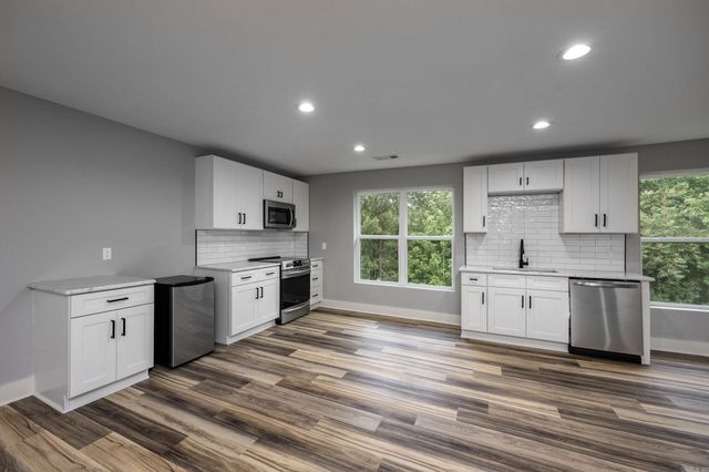 8635 Sparks Road, Little Rock, AR 72210