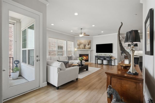 5005 Meridian Lane 2103, Addison, TX 75001