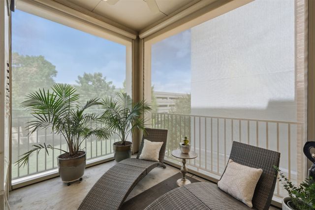 5005 Meridian Lane 2103, Addison, TX 75001
