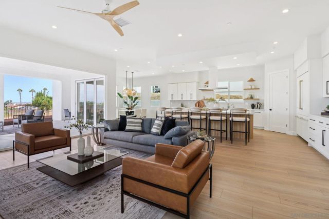 1850 Illion St, San Diego, CA 92110