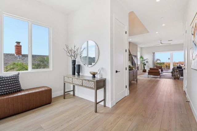 1850 Illion St, San Diego, CA 92110