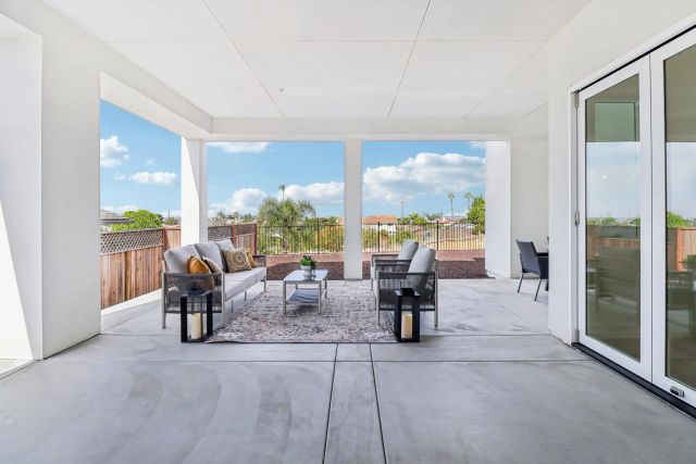 1850 Illion St, San Diego, CA 92110