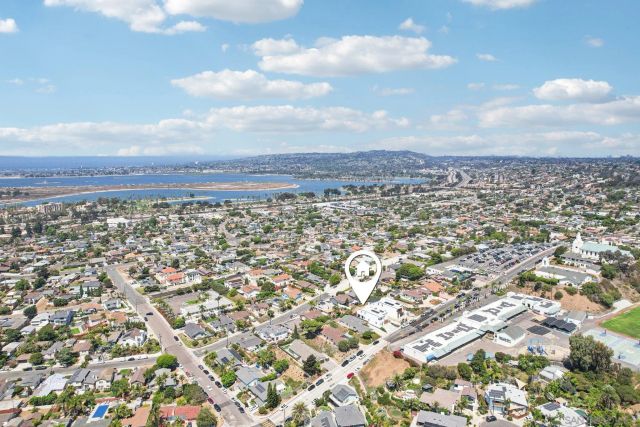 1850 Illion St, San Diego, CA 92110