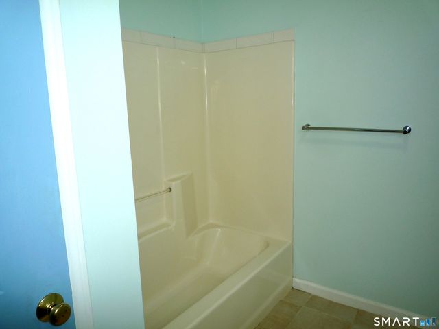 71 Sachem Drive 71, Plainfield, CT 06374