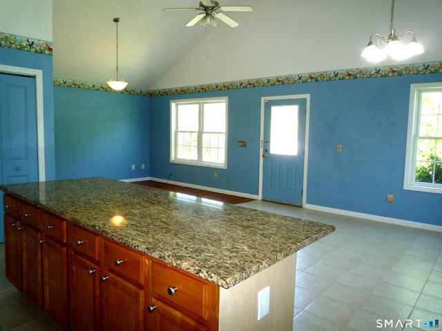 71 Sachem Drive 71, Plainfield, CT 06374