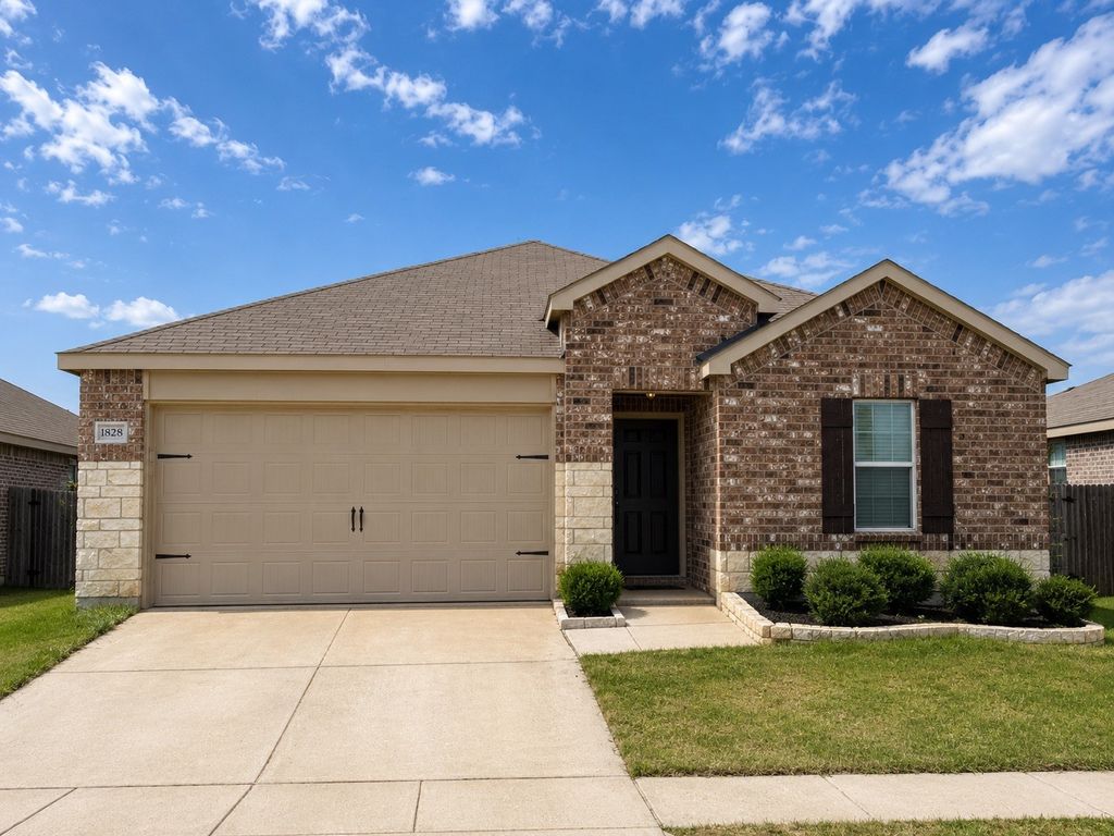 1828 Elderberry Street, Royse City, TX 75189