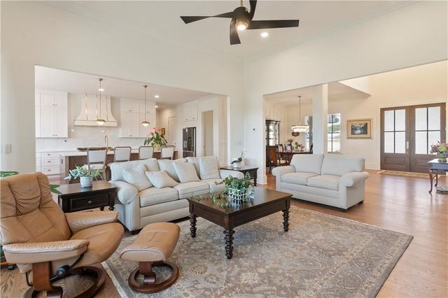 5683 Brendlynn Drive, Suwanee, GA 30024