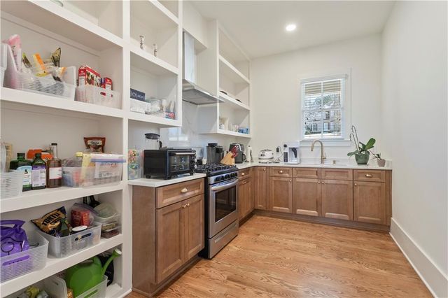 5683 Brendlynn Drive, Suwanee, GA 30024