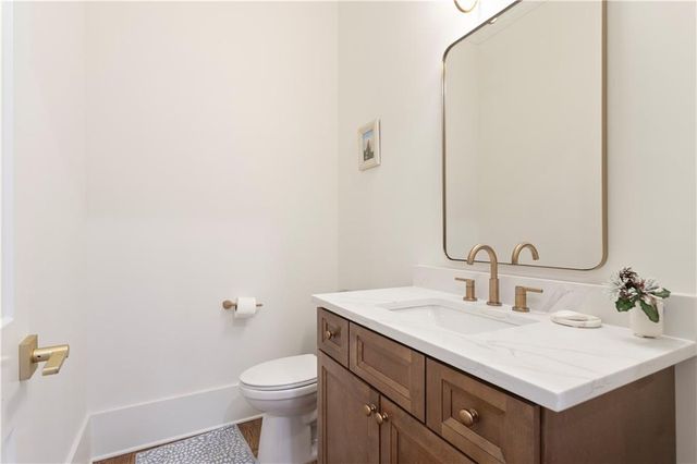 5683 Brendlynn Drive, Suwanee, GA 30024