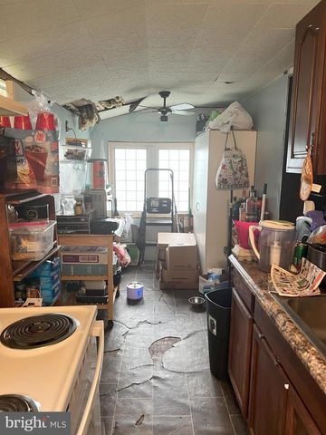 3028 SHARON HILL RD, Dover, DE 19904