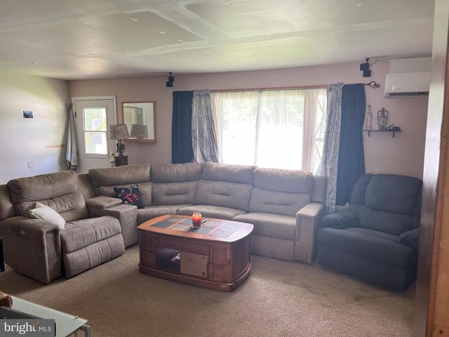 3028 SHARON HILL RD, Dover, DE 19904