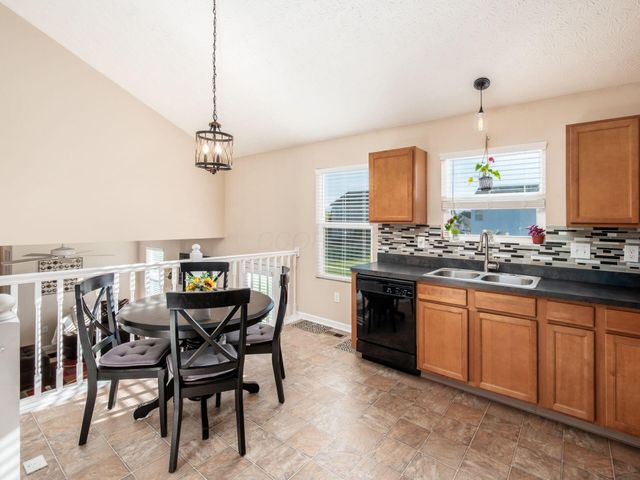 2348 Trophy Drive, Marysville, OH 43040