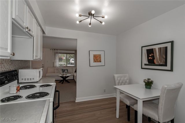 1589 Lee Terrace F7, Wickliffe, OH 44092