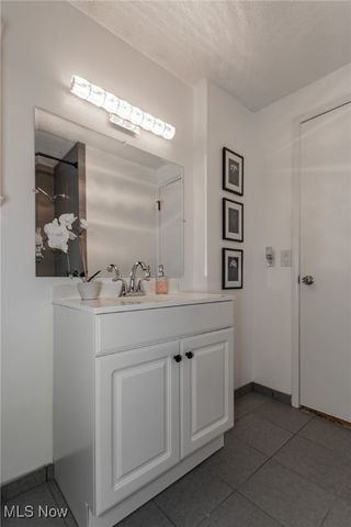 1589 Lee Terrace F7, Wickliffe, OH 44092