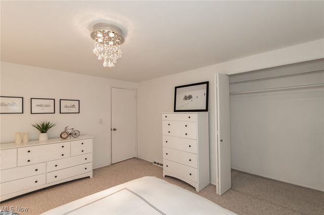 1589 Lee Terrace F7, Wickliffe, OH 44092