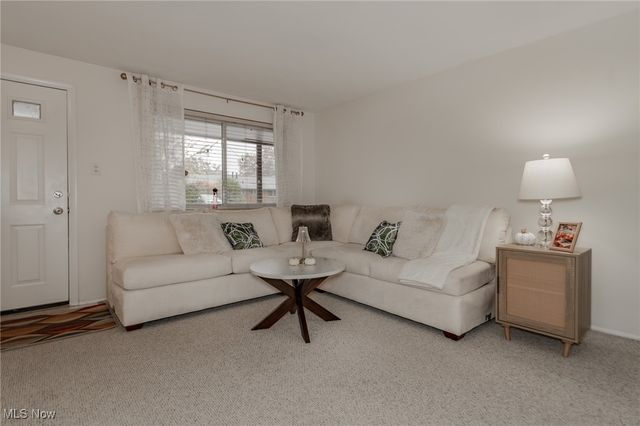 1589 Lee Terrace F7, Wickliffe, OH 44092