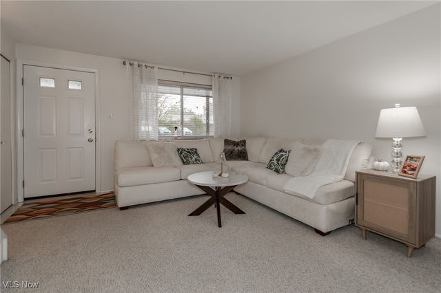 1589 Lee Terrace F7, Wickliffe, OH 44092