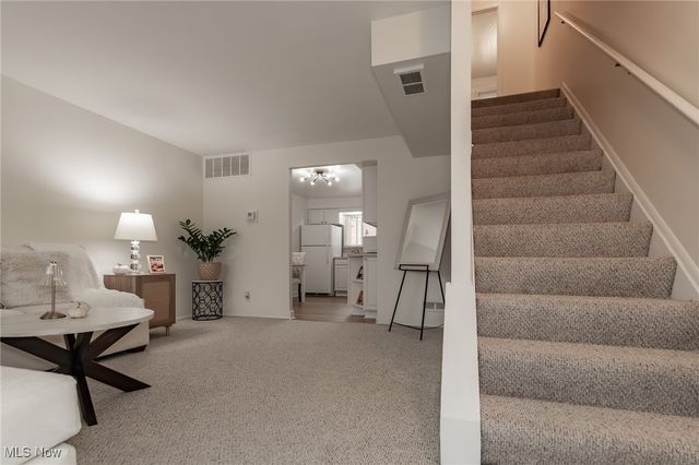 1589 Lee Terrace F7, Wickliffe, OH 44092