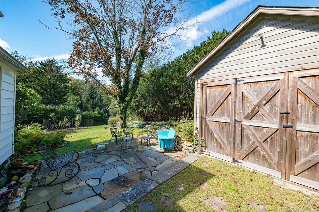 201 Maiden Lane, Port Jefferson, NY 11777 — photo 2
