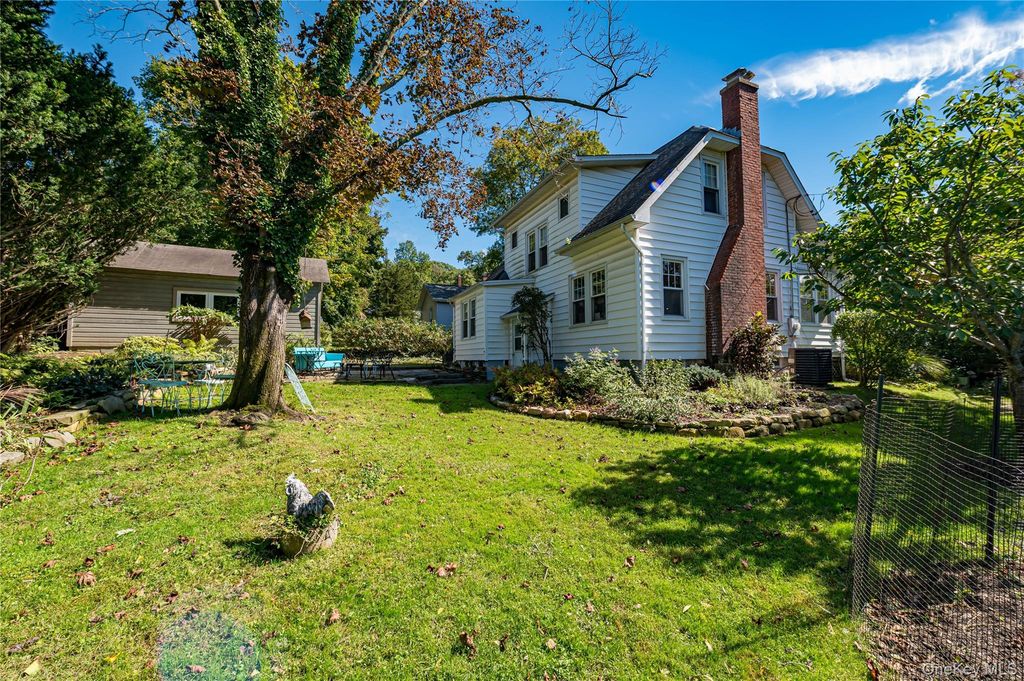201 Maiden Lane, Port Jefferson, NY 11777 — photo 3