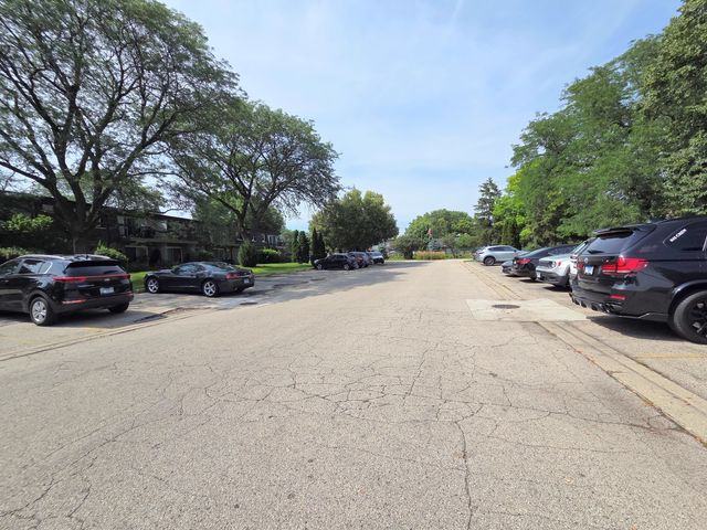 889 TRACE Drive 107, Buffalo Grove, IL 60089
