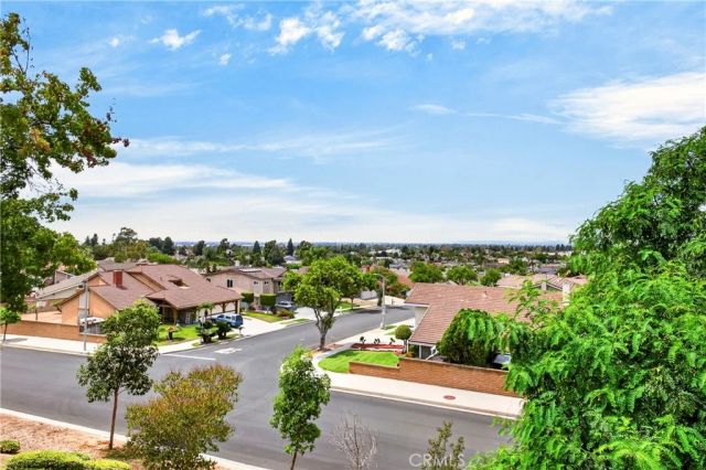 16027 Crestline, La Mirada, CA 90638