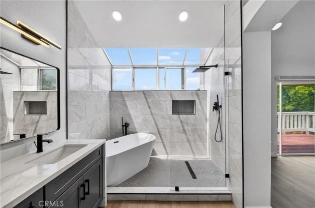 16027 Crestline, La Mirada, CA 90638