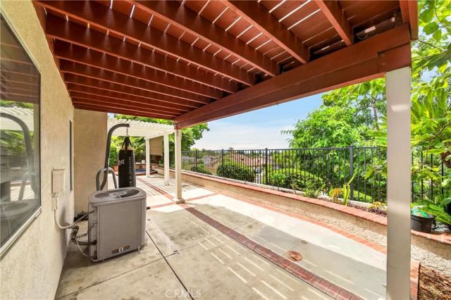 16027 Crestline, La Mirada, CA 90638