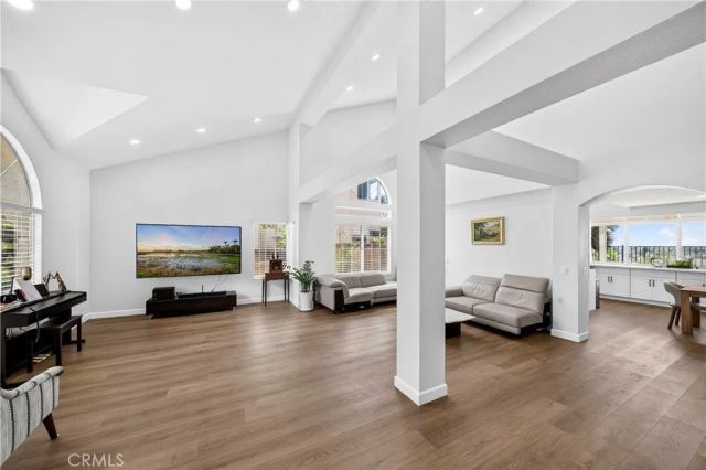 16027 Crestline, La Mirada, CA 90638