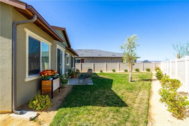 5609 W K13, Lancaster, CA 93536