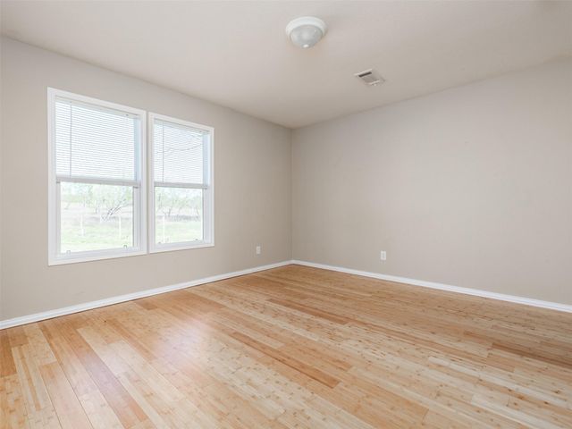 400 Private Road 4295, Rockdale, TX 76567