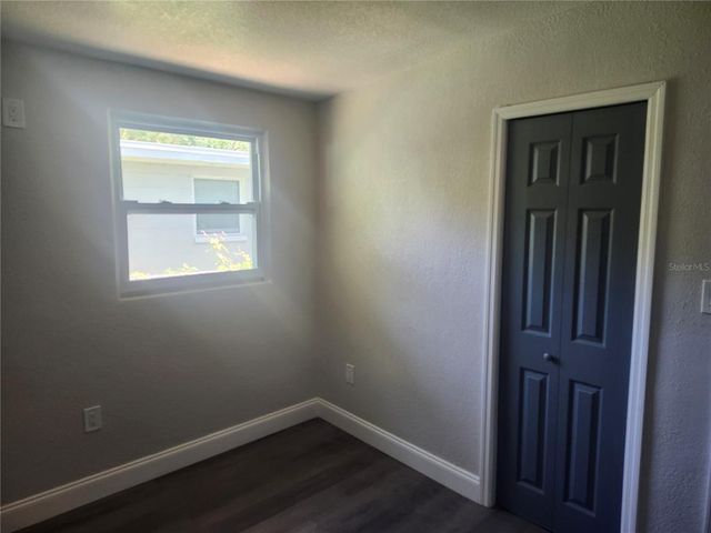 825 LINCOLN AVENUE, Tarpon Springs, FL 34689