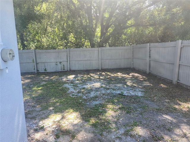 825 LINCOLN AVENUE, Tarpon Springs, FL 34689