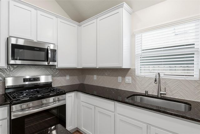 8415 Red Shiner Way, Fulshear, TX 77441