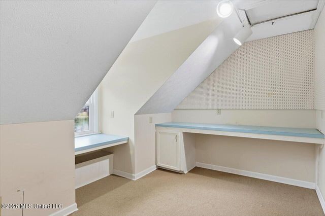 22 Autumn Hill Court, Jackson, MS 39211