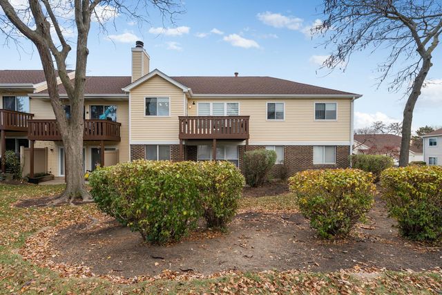 748 Sterling Court A2, Bartlett, IL 60103