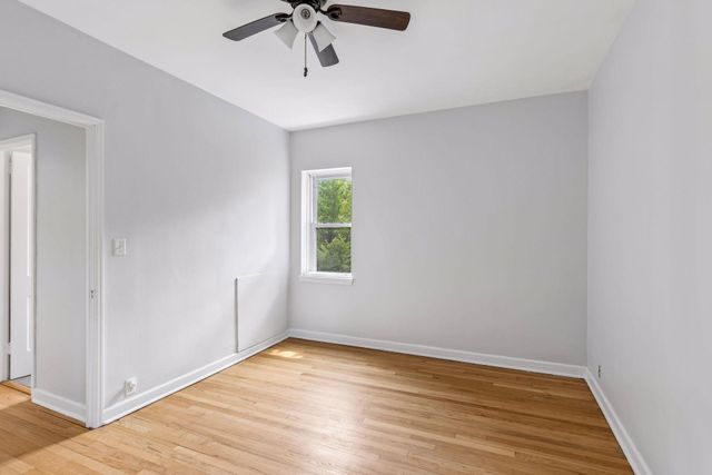 3128 W Bde Maka Ska Blvd 415, Minneapolis, MN 55416