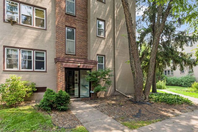 3128 W Bde Maka Ska Blvd 415, Minneapolis, MN 55416