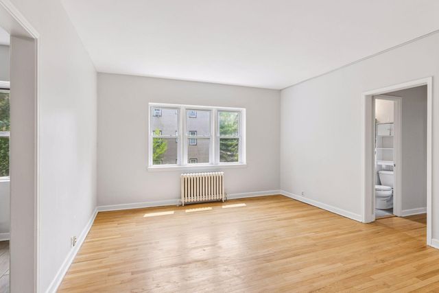 3128 W Bde Maka Ska Blvd 415, Minneapolis, MN 55416