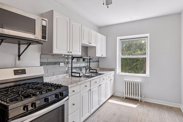 3128 W Bde Maka Ska Blvd 415, Minneapolis, MN 55416