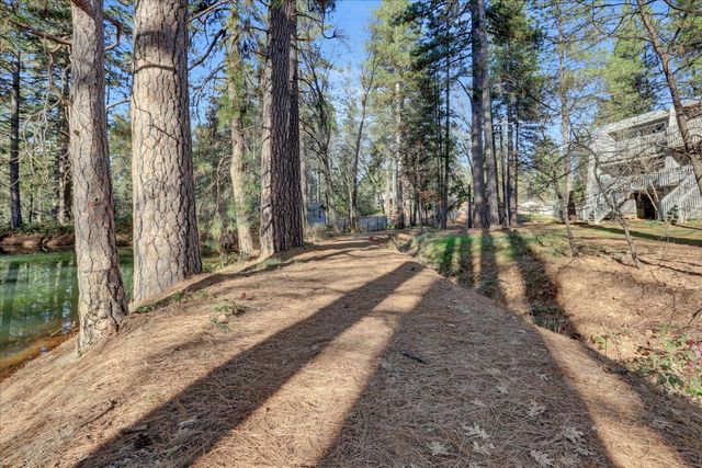 15348 Kingsbury Cir, Grass Valley, CA 95949