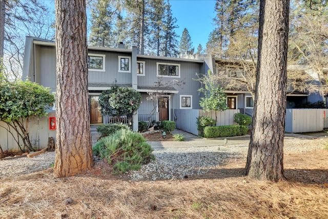 15348 Kingsbury Cir, Grass Valley, CA 95949