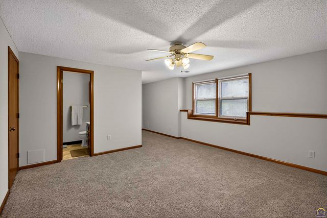 741 SW Mifflin RD, Topeka, KS 66606